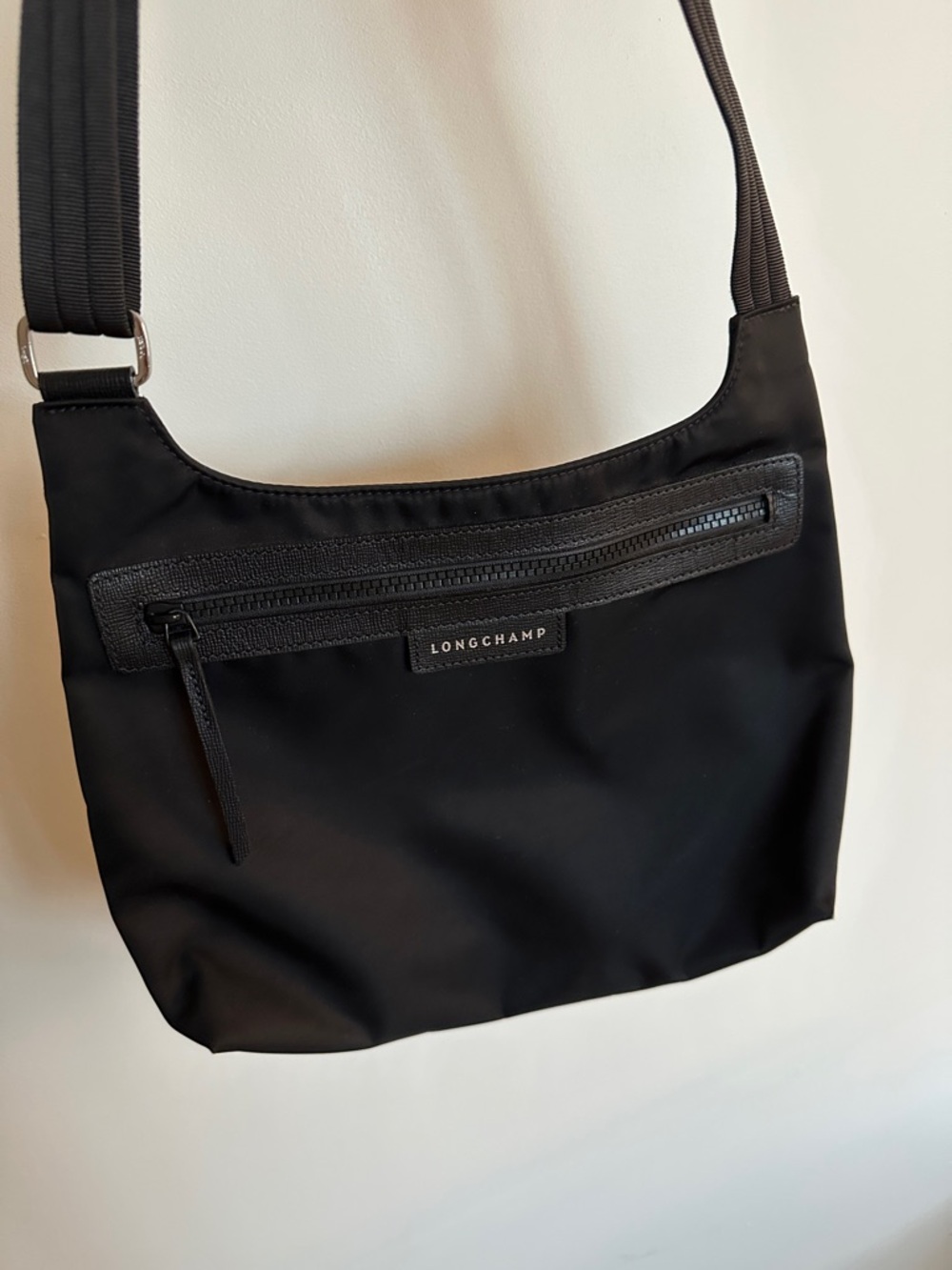 Longchamp Black Nylon Messenger Shoulder Bag